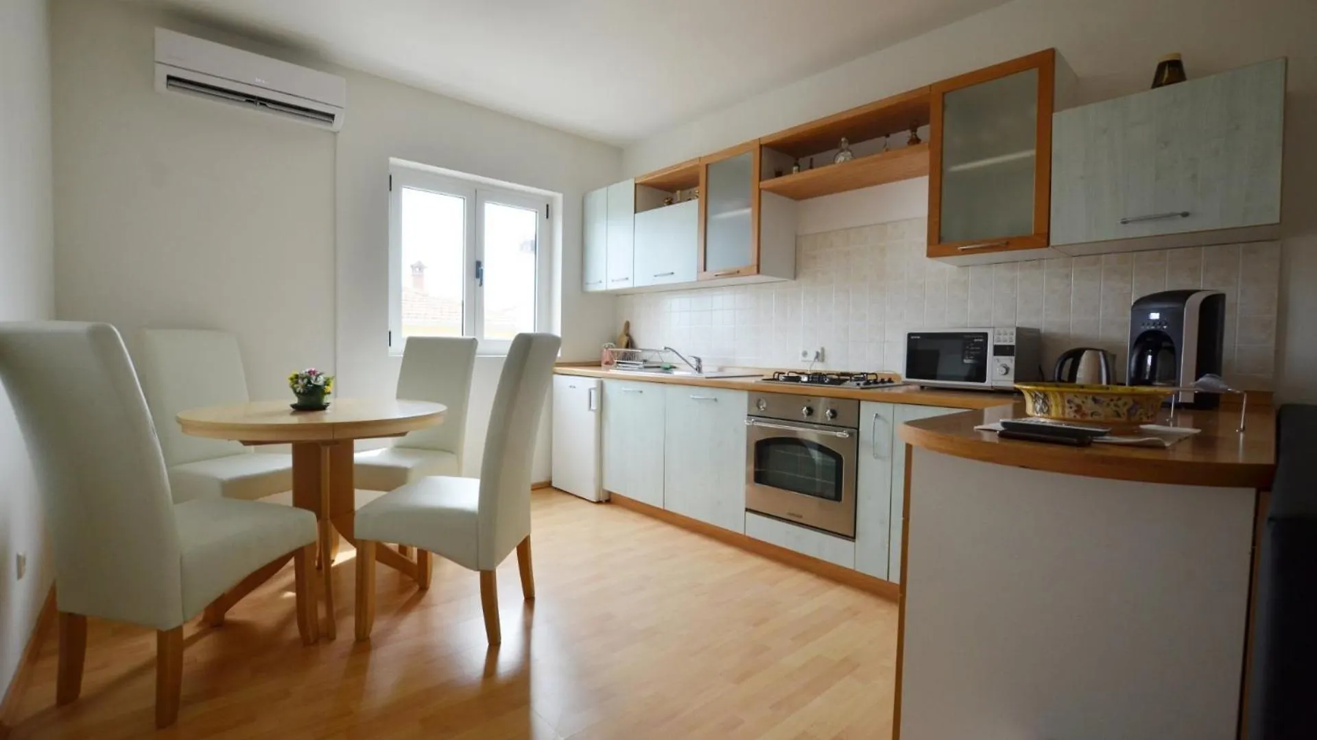 Apartments With A Parking Space Rovinj - 20866